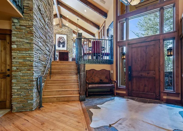 Rmr: Sundance Luxury - In - Out Teton Village