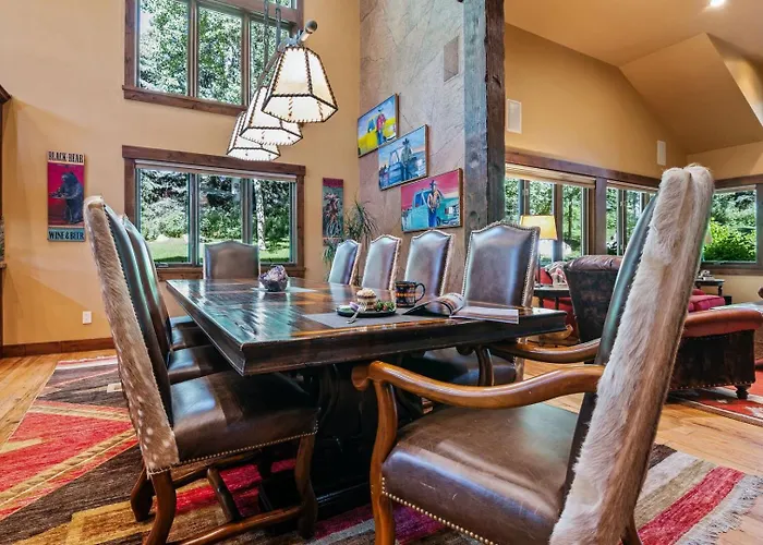 Rmr: Sundance Luxury - In - Out