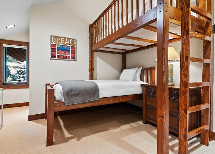 Rmr: Sundance Luxury - In - Out Teton Village