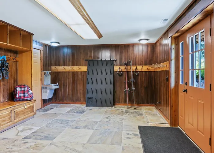 Holiday home Rmr: Sundance Luxury - In - Out *